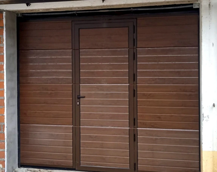 Puerta de garaje individualizada